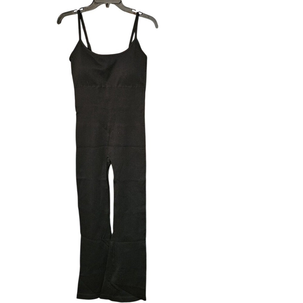OQQ Women's Large Yoga Jumpsuit Ribbed Wide Leg Spaghetti Strap One Pc Black NEW